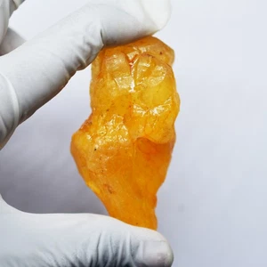 Gemas certificadas de 427,65 quilates de zafiro amarillo natural extraído en bruto sin cortar - Imagen 1 de 6