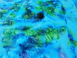 100% COTTON 42/44 WIDE BLUE MULTI TYE DYE BY THE YARD ARTIES PLACE FREE SHIPPING - Picture 1 of 1