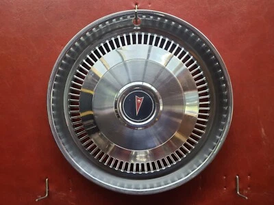 Pontiac Firebird Ventura Le Mans 1974-1976 tapacubos 14" cubierta 496031 Foto 1 de 4