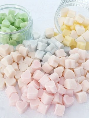 Beautifully Wax Melts, 100x Small Hearts, Handmade, Highly Scented Melts - Image 1 of 4