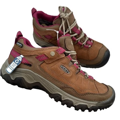 KEEN $170 Targhee IV Waterproof Hiking Shoes 1030690 Women’s 7 Brown Gorpcore - Image 1 of 4