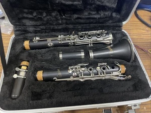 Giardinelli GCL-300 Student Bb Clarinet - Picture 1 of 14