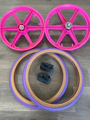 20'' MAG PINK PLASTIC 6 SPOKE  WHEELS WITH 20X1.75 PURPLE GUMWALL TIRES BICYCLE - Image 1 of 4