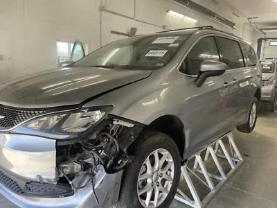 Módulo de control de carrocería usado se adapta a: Chrysler Voyager 2021 control de carrocería BCM grado A Foto 1 de 4