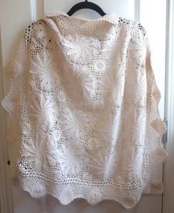 Vintage Square Table Cloth Crochet Lace Swirl Spiral Starburst Floral 29" Shell - Picture 1 of 7