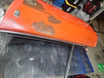 1967 Fiat 850 Spider Driver door - LH - complete door glasses and panel - Image 1 of 4