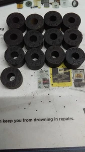 NOS MOTOR MOUNT 1050 - Picture 1 of 2
