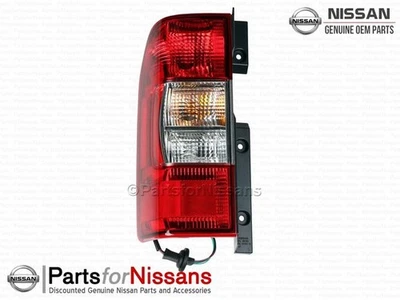 Conjunto de lámpara trasera izquierda original Nissan NV1500 NV2500 NV3500 NUEVO OEM Foto 1 de 4