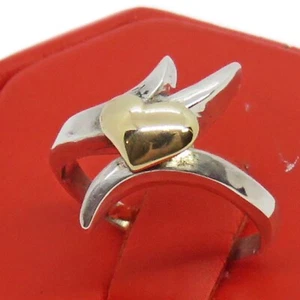 Tesoros Reclamados - Anillo de Plata Esterlina con Acento de Corazón de Oro 14k de SoniaMcD - Imagen 1 de 9