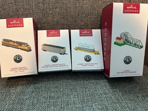 2024 Hallmark Lionel Train Set: Union Pacific Legacy, Husky Stack, Gondola 4 set - Picture 1 of 2