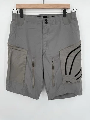 Pantalones Cortos de Bicicleta Oakley De Colección Para Hombre Gris Medio Carga Táctico Y2K Foto 1 de 4