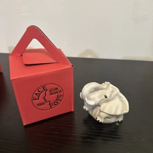 Kevin Francis Gesicht Töpfe Hindustan der glückliche Elefant grau 2001 Schmuckschatulle  - Bild 1 von 7