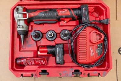 Milwaukee 2432-22XC M12 Cordless ProPEX Expansion Tool Kit with Case - Image 1 of 4