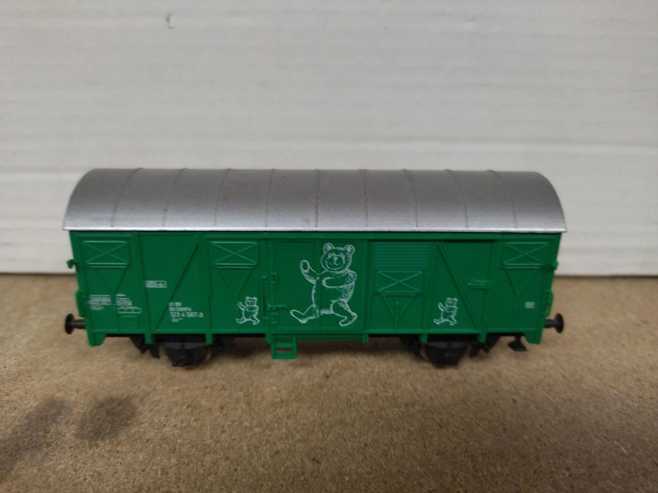 VAGON CERRADO VERDE 1:87 H0 ROCO NO BOX - Imagen 1 de 4