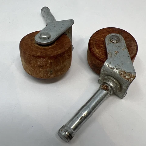 Lot Of Matching Antique Vintage Wooden Furniture Casters Wheels 1 1/4" Diameter Cover