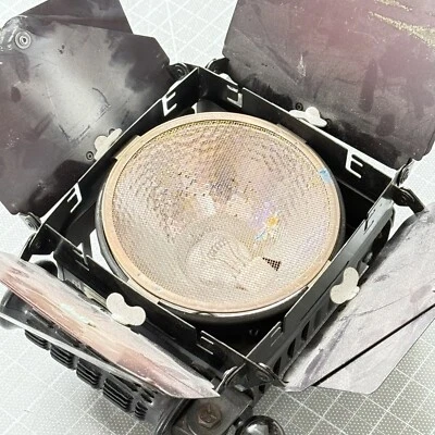 Lowel Omni Light Barn Doors - Works - Camera Flash - Image 1 of 4