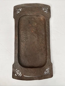 Vintage Hammered Handmade Tray With Unique Floral Cutouts Arts & Crafts - Picture 1 of 6