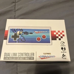 Retro-bit CAPCOM Official Mega Man for Nintendo NES USB Dual Link Controller NEW - Picture 1 of 2