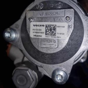 Bomba hidráulica sistema de dirección BOSCH para VOLVO p21737253 - Imagen 1 de 1