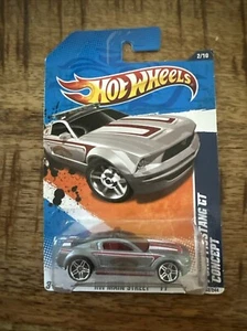 Hot Wheels 2011 HW Main Street 2/10 162 2004 Ford Mustang GT Concept GRAY Fire - Picture 1 of 1