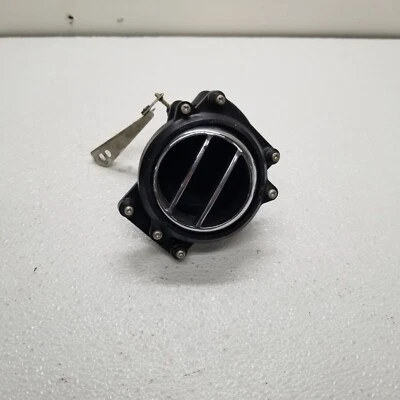 1986 年适用于劳斯莱斯银色马刺左侧交流加热器通风口 UB43468 Oem — 第 1/4 张图片