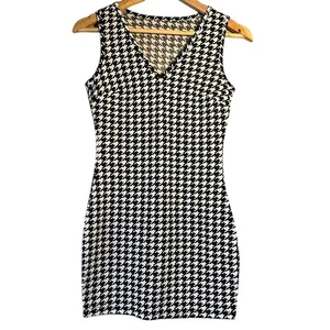 Bodycon Houndstooth Dress Size XS - Picture 1 of 5