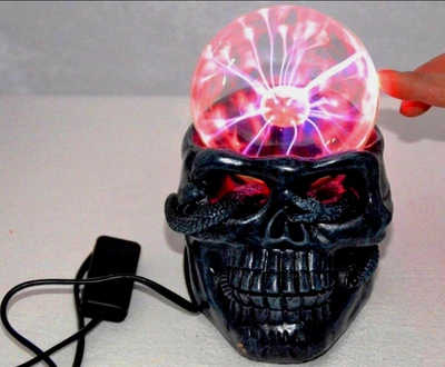 Dekoration, Plasma -Kugel, Totenkopf, Leuchteffekte 1 Stück Neu - Bild 1 von 4