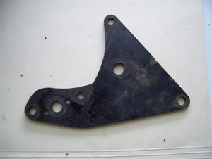 NOS Triumph Unit 650cc Engine Mounting Plate, Right  Rear, 1965-70  TR - Bild 1 von 3