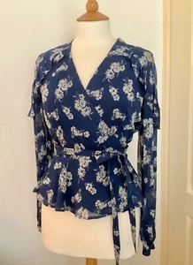 Ralph Lauren long sleeved V neck top size S (10) - Blue & white wrap top - Picture 1 of 11