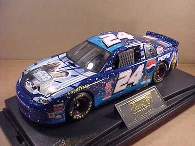 Revell 1/24 Chevrolet Monte Carlo,1999 NASCAR, Star Wars, Gordon  #RC249935077-2 - Image 1 of 3