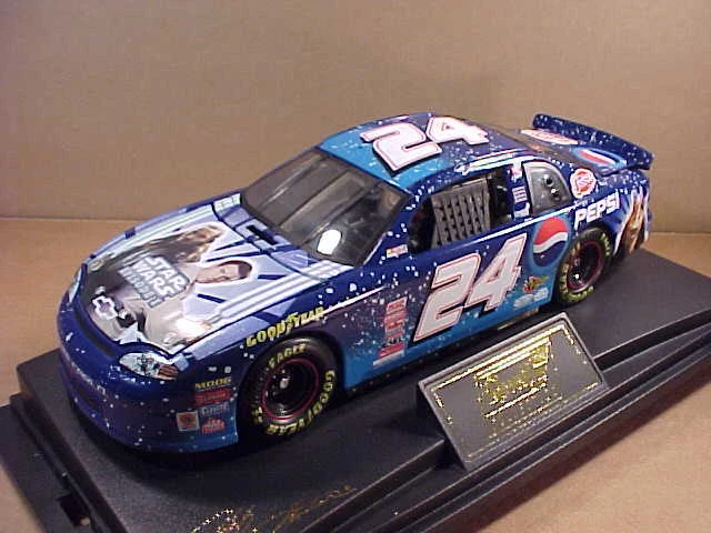 Revell 1/24 Chevrolet Monte Carlo,1999 NASCAR, Star Wars, Gordon  #RC249935077-2 - Image 1 of 3