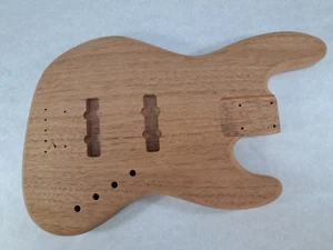 Cuerpo de bajo Jazz caoba sin terminar - se adapta a cuellos Fender J2097 - Imagen 1 de 10