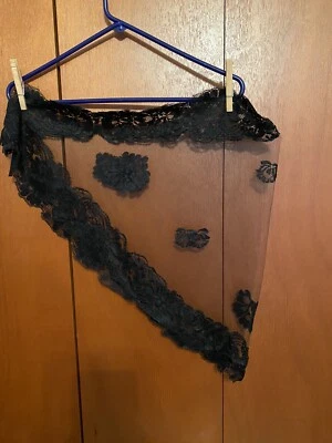 Velo bufanda cabeza triángulo encaje negro vintage perfecto estado  Foto 1 de 4