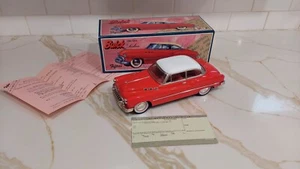 ¡NUEVO! Modelo de coche Buick 1950 tipo 50 sedán fricción Japón rojo con caja y papeles - Imagen 1 de 19