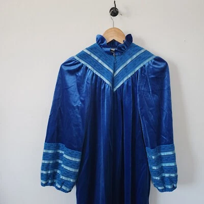 Saks Fifth Avenue Donna Richard For Gilligan Omalley Small Velvet Nightgown USA - Image 1 of 4