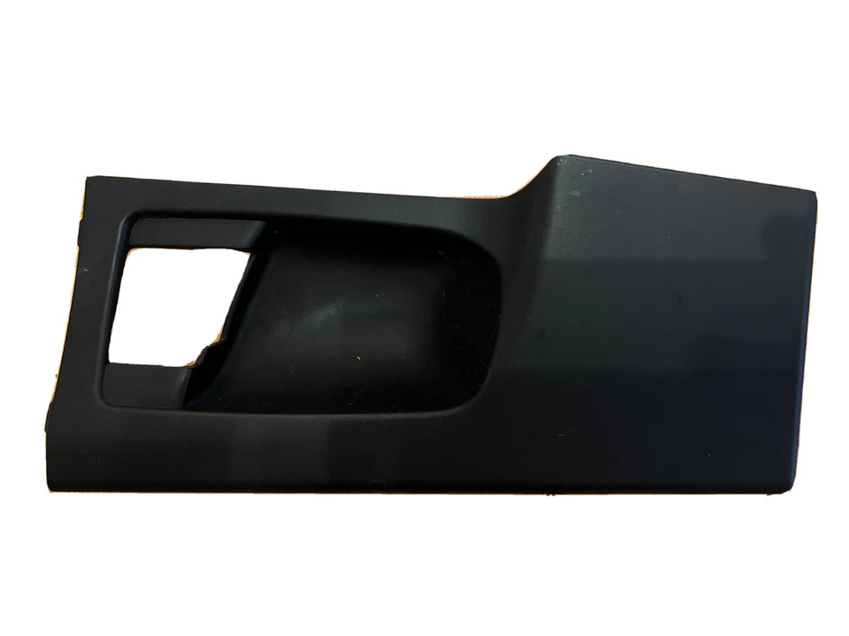 Jeep Liberty 2011 trasero derecho lado del pasajero interior manija de puerta bisel OEM+ Foto 1 de 2