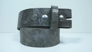 Ledergürtel mit Druckknopf-Wechsel-Riemen Schlangenmuster in grau - Bild 1 von 4