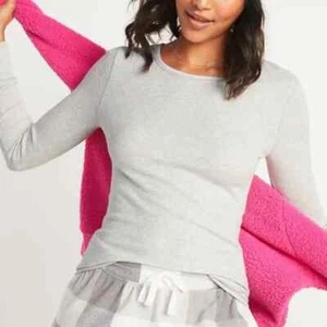 Old Navy Long Sleeve Grey Scoop Neck Thermal Pajama Shirt Size Small - Picture 1 of 4