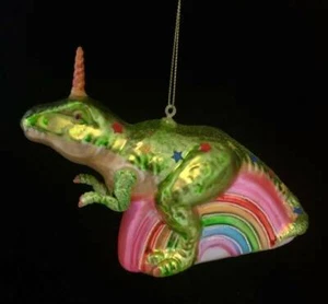 WM21 EINHORN DINOSAURIER ORNAMENT ~ REGENBOGEN ~ MUNDGEBLASENES GLAS ~ WEIHNACHTEN ~ NEU MIT ETIKETT - Bild 1 von 4
