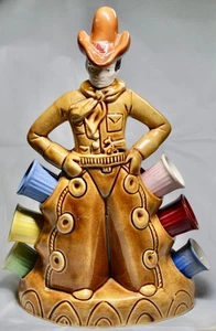 Vintage 40er Jahre Keramik Cowboy in Chaps/Pistole Dekanter mit 6 Schnapsgläsern - Bild 1 von 8