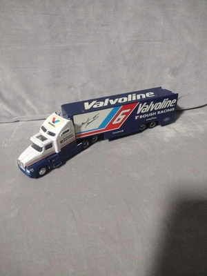 VALVOLINE ROUSH RACING 1993 LE 1/64 MARK MARTIN DIECAST TRANSPORTER - Image 1 of 4