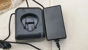Bosch GAL 12V-20 Fast Charger New Old Stock Unused In Excellent Working Order - Picture 1 of 4