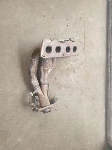 09 10 11 12 13 TOYOTA HIGHLANDER 2.7L EXHAUST MANIFOLD VIN A 5TH DIGIT - Picture 1 of 12