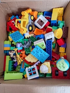 Large Collection Lego Duplo Several Sets Mixed Pre-owned Around 260-280pieces - Picture 1 of 12