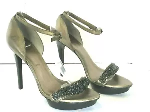 Pelle Moda Ariella Pewter Platform Studded Strap Vamp Ankle Strap Heels Size 10 - Picture 1 of 12