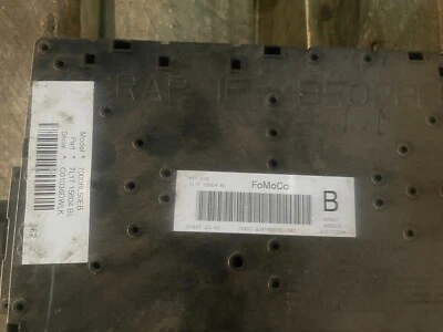 OEM 2007-2014 Ford Expedition Theft locking control module 7L1T15604BL - Imagem 1 de 3