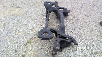 2005-2015 Nissan Armada  Rear Suspension Crossmember Subframe Engine Cradle OEM Foto 1 de 4