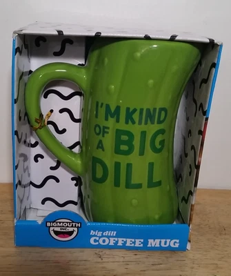 Taza de café Big Dill aspecto 3D 22 oz color verde, dice "Soy una especie de eneldo grande", NUEVA Foto 1 de 4