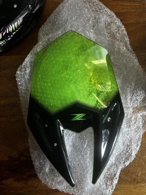 Pantalla deportiva Puig verde nueva generación Kawasaki Z800 2013-2016 Foto 1 de 2