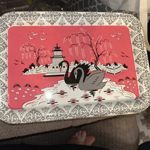 Vintage MCM Pink & Black Swan Oriental Scene Metal Tray Excellent Cond! - Picture 1 of 12